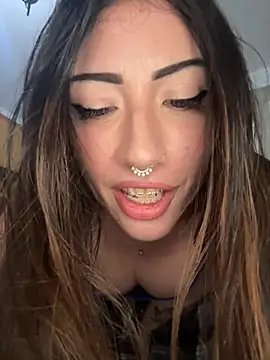 Snapshot of AbbySecrets- chatting on 03/10/26, 12:21 AbbySecrets- online show from 03/10/26, 12:21