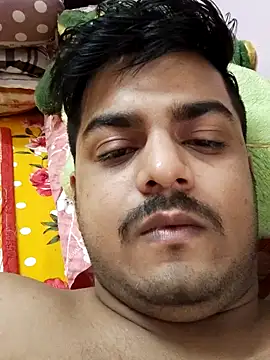 Snapshot of sethgamble000777 chatting on 02/12/25, 04:44 sethgamble000777 online show from 02/12/25, 04:44