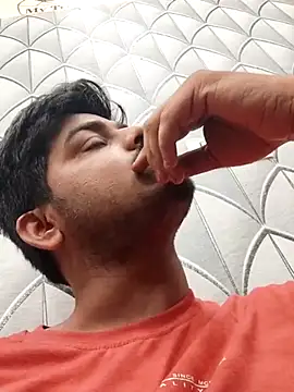 Snapshot of sethgamble000777 chatting on 03/16/25, 12:33 sethgamble000777 online show from 03/16/25, 12:33