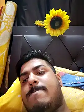 Snapshot of sethgamble000777 chatting on 03/20/25, 02:29 sethgamble000777 online show from 03/20/25, 02:29