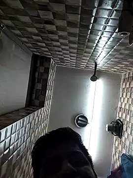 Snapshot of sethgamble000777 chatting on 09/18/25, 11:51 sethgamble000777 online show from 09/18/25, 11:51