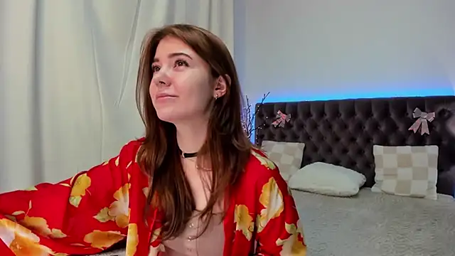 Snapshot of Ella_Mayers chatting on 02/03/25, 03:31 Ella Mayers online show from 02/03/25, 03:31