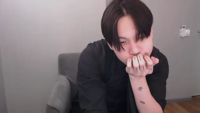 Snapshot of just_gay_ chatting on 02/21/25, 05:13 just gay  online show from 02/21/25, 05:13