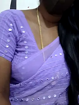 Snapshot of Tamil_Meera12 chatting on 09/09/25, 06:35 Tamil Meera12 online show from 09/09/25, 06:35