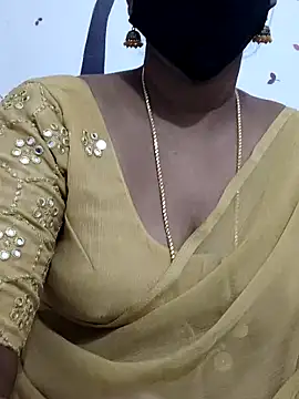 Snapshot of Tamil_Meera12 chatting on 09/25/25, 06:28 Tamil Meera12 online show from 09/25/25, 06:28