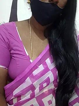 Snapshot of Tamil_Meera12 chatting on 10/25/25, 06:54 Tamil Meera12 online show from 10/25/25, 06:54