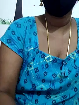 Snapshot of Tamil_Meera12 chatting on 11/02/25, 12:18 Tamil Meera12 online show from 11/02/25, 12:18