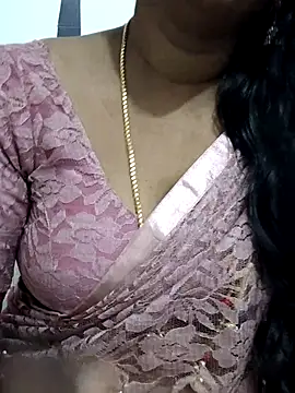 Snapshot of Tamil_Meera12 chatting on 11/21/25, 06:34 Tamil Meera12 online show from 11/21/25, 06:34