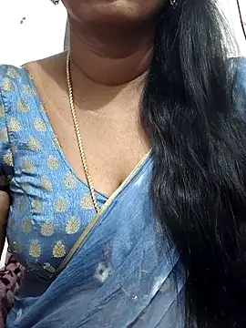 Snapshot of Tamil_Meera12 chatting on 02/11/26, 05:40 Tamil Meera12 online show from 02/11/26, 05:40