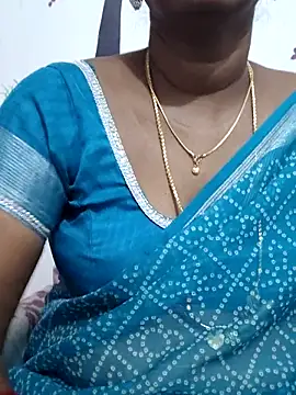 Snapshot of Tamil_Meera12 chatting on 02/20/26, 03:14 Tamil Meera12 online show from 02/20/26, 03:14