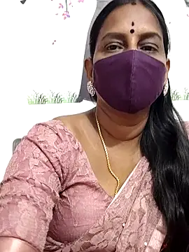 Snapshot of Tamil_Meera12 chatting on 03/03/26, 07:25 Tamil Meera12 online show from 03/03/26, 07:25