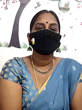 Snapshot of Tamil_Meera12 chatting on 03/27/26, 04:40 Tamil Meera12 online show from 03/27/26, 04:40