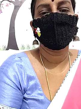 Snapshot of Tamil_Meera12 chatting on 03/28/26, 04:50 Tamil Meera12 online show from 03/28/26, 04:50