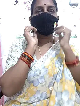 Snapshot of Tamil_Meera12 chatting on 04/02/26, 05:21 Tamil Meera12 online show from 04/02/26, 05:21