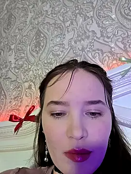 Snapshot of GoddessYanaMironova chatting on 03/18/26, 03:59 GoddessYanaMironova online show from 03/18/26, 03:59