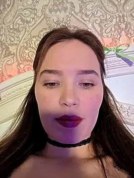 Snapshot of GoddessYanaMironova chatting on 03/23/26, 07:07 GoddessYanaMironova online show from 03/23/26, 07:07