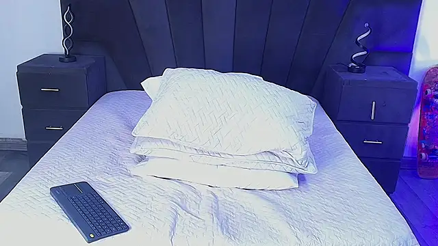 JhoanLeandro online show from 02/28/25, 07:26