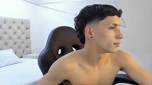 JhoanLeandro online show from 01/17/26, 04:17