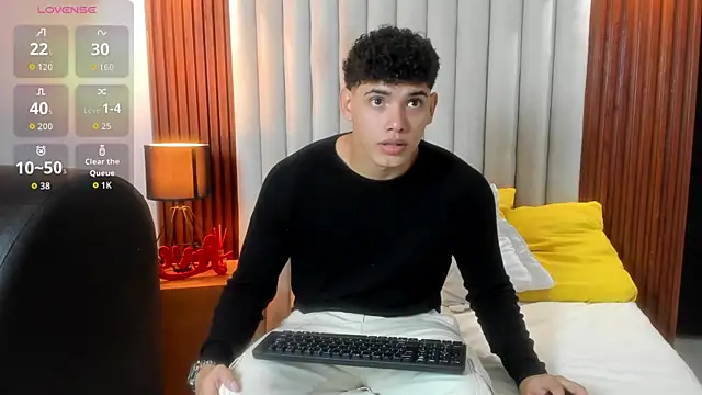 Justin mack online show from 10/12/25, 12:15