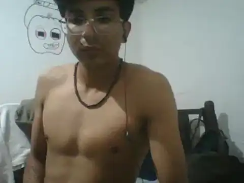 Snapshot of Sourdiess chatting on 01/31/25, 01:33 Sourdiess online show from 01/31/25, 01:33