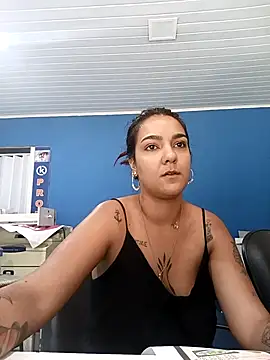 Pantaneirasexy online show from 12/02/25, 02:01