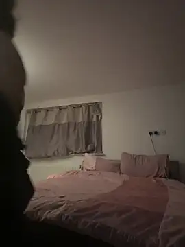 BambixoxUK online show from 02/13/25, 10:00