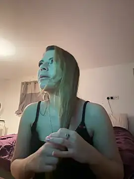 BambixoxUK online show from 03/15/25, 11:50