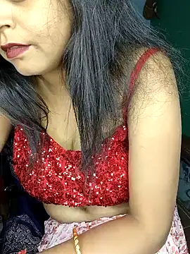 Snapshot of Babybird chatting on 02/07/25, 10:40 Babybird online show from 02/07/25, 10:40