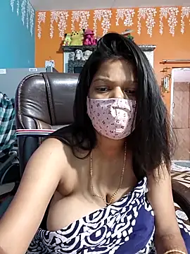 Snapshot of Babybird chatting on 10/30/25, 06:08 Babybird online show from 10/30/25, 06:08