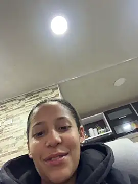 vicky bass online show from 11/16/25, 06:08