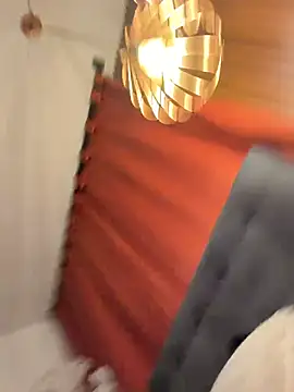 vicky bass online show from 12/17/25, 02:50