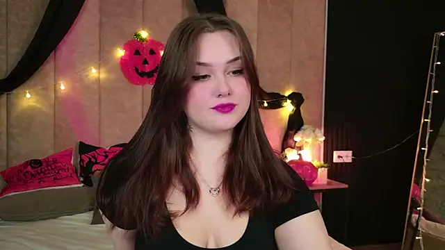 Kendra Parlow online show from 10/20/25, 08:53