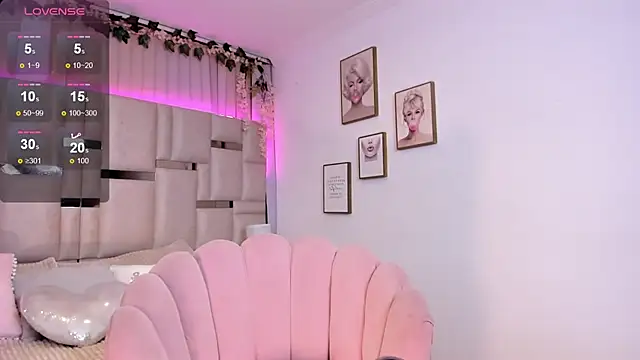 Daphne chers online show from 02/21/25, 08:38