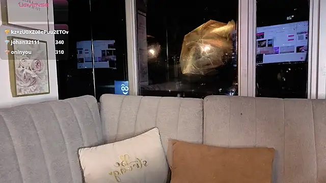 Snapshot of Daphne_chers chatting on 03/05/26, 12:06 Daphne chers online show from 03/05/26, 12:06