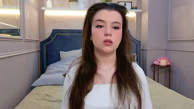 Pauline Heaven online show from 11/24/25, 05:29