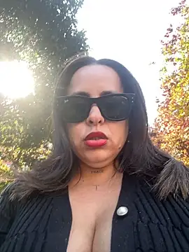 laarti online show from 10/01/25, 11:38