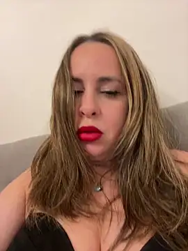 laarti online show from 01/31/26, 07:11