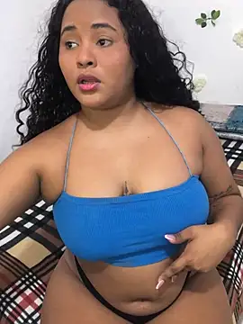 Snapshot of Marce_777 chatting on 03/06/25, 04:08 Marce 777 online show from 03/06/25, 04:08