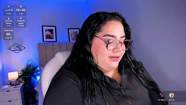 Snapshot of _michel_bbw chatting on 03/28/26, 03:28 michel bbw online show from 03/28/26, 03:28