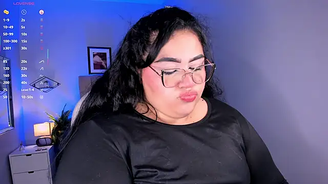 Snapshot of _michel_bbw chatting on 04/15/26, 03:13 michel bbw online show from 04/15/26, 03:13