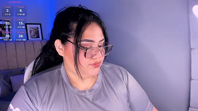 Snapshot of _michel_bbw chatting on 05/10/26, 03:12 michel bbw online show from 05/10/26, 03:12