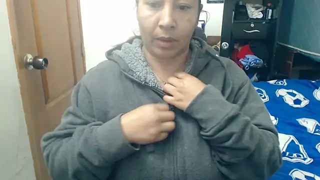 Snapshot of Siblleyx chatting on 03/18/26, 10:35 Siblleyx online show from 03/18/26, 10:35