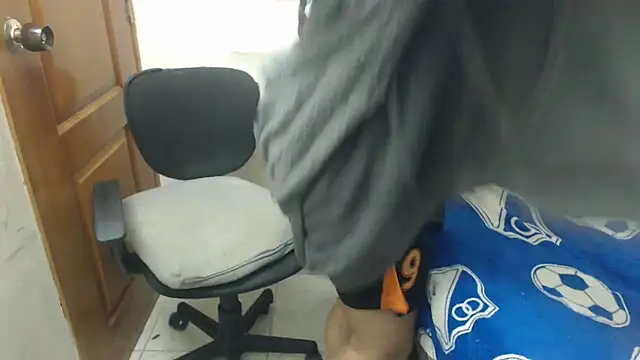 Snapshot of Siblleyx chatting on 03/19/26, 10:14 Siblleyx online show from 03/19/26, 10:14