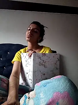 Ariell Kieran online show from 02/17/25, 08:36