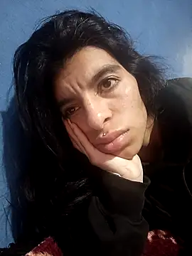 Snapshot of Ariell_Kieran chatting on 12/04/25, 11:57 Ariell Kieran online show from 12/04/25, 11:57