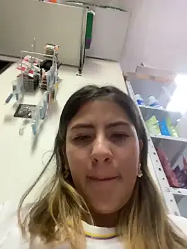 Andrea18 blonde online show from 06/01/26, 04:52