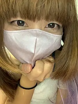 Snapshot of PINO_pino_01 chatting on 09/16/25, 03:35 PINO pino 01 online show from 09/16/25, 03:35