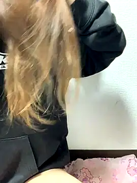 Snapshot of PINO_pino_01 chatting on 09/28/25, 05:29 PINO pino 01 online show from 09/28/25, 05:29