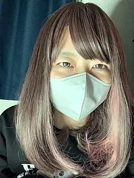 Snapshot of PINO_pino_01 chatting on 04/07/26, 03:45 PINO pino 01 online show from 04/07/26, 03:45