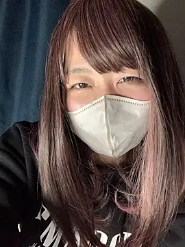 Snapshot of PINO_pino_01 chatting on 04/14/26, 04:29 PINO pino 01 online show from 04/14/26, 04:29